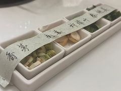 -樾餐厅泰式海鲜火锅(民歌湖店)