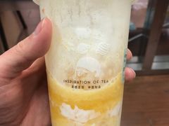 -喜茶(上海打浦桥日月光gelato lab+店)