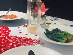 -醉辉皇上海之巅(上海中心大厦店)
