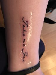 -Black Tattoo Studio