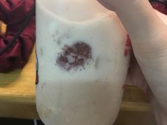 草莓摇摇奶昔-晓庄学院-食堂