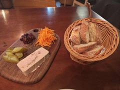 -羽深肉铺 Steak & Wine