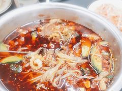 -周良天山牛杂城(天山路总店)