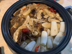 -蘑统田下·野生菌火锅