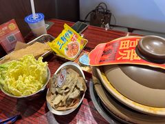 -沙胆彪炭炉牛杂煲(上海日月光广场店)