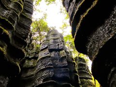 -梭布垭石林景区