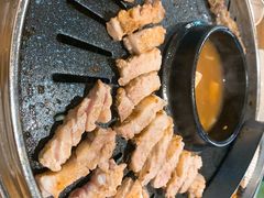 -江南猪肉商会无限续吃(弘大店)