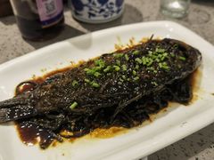 葱烤鲫鱼-荣家小吃(紫阳街店)