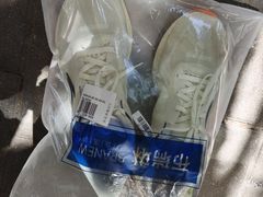 -布瑞琳洗衣(西堤红山店)