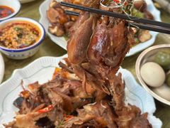 -丹水桥地锅鱼·翘嘴鲌·地方特色全鱼宴(丹江口大坝店)
