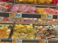 -三只松鼠国民零食(杭州萧山万象汇店)