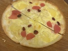 红酒雪梨水果脆薄饼-圣彼得堡观江俄餐厅(中央大街黑金冠店)