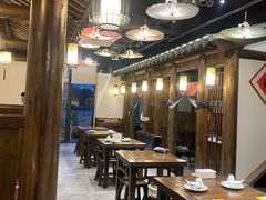 -聚汇三少·龙虾·中餐厅(莫邪路新天地店)