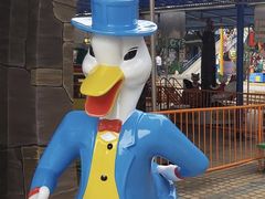 -顺德大良半月城游乐场