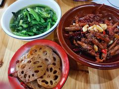 -老三样·美食研究中心(世贸路店)