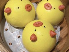 流沙奶黄猪猪包-陶陶居酒家(新天地店)