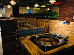 -关东小磨东北菜(碧江广场店)