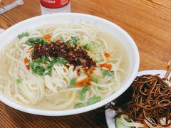 -老王四季抻面(南六东路店)