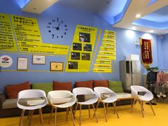 -蓝鲸国际少儿游泳训练中心(群力店)