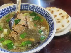 -老孙家泡馍(洒金桥店)