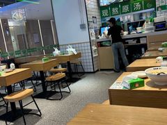 -蒙自源米线大王(花园城商场店)