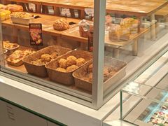 -山山家·新鲜烘焙(现代城店)