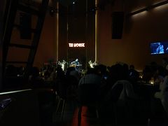 -TZ House音乐现场(来福士中心店)