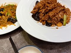 -闫府私房菜·老字号(恒隆店)