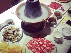 -羊家胡同·龙虾烧烤火锅(龙汇路店)