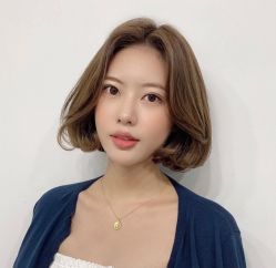 -BULB STUDIO 巴柏明星发型工作室