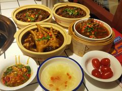 -贤合庄卤味火锅(安吉万达店)