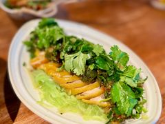 -包整·丝娃娃(甲秀楼景观店)