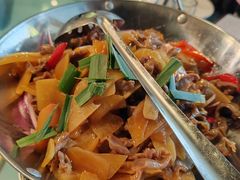 -悦硒楼·新派恩施菜