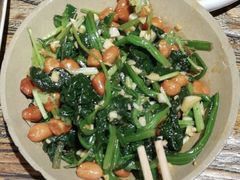 菠菜花生米-铁人烧烤(北京店)