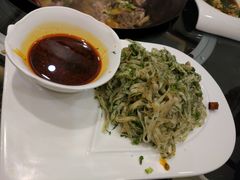 茴香拌煎饼-双城乡铁锅炖羊肉(莱安逸境店)
