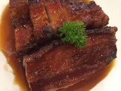 蜜汁怀旧叉烧酥-名苑皇宫酒家(来魅力壁画村店)