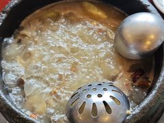 -鲁朗纳麦石锅鸡庄园