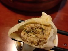 -佬钱湾仔(衣裳街店)