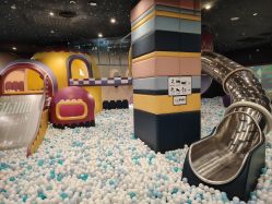 -MELAND CLUB亲子乐园·派对·餐厅(北京芳圆里ID MALL店)