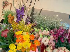 -FLOVIE FLORIST CAFE