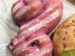 火龙果蓝莓乳酪包-LELECHA乐乐茶(上海五角场万达广场店)