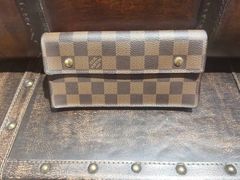 -小飞侠奢侈品回收 寄卖 养护(宝山宝龙广场店)