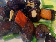 黑金雪花牛肉粒-上海和平饭店龙凤厅 Dragon Phoenix