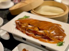 酥香嫩果木烤鸭-正德楼果木烤鸭·渔家菜(东港店)