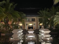 -海南清水湾莱佛士酒店