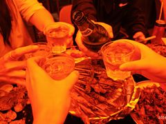 -何师烧烤Pro ·江湖川菜·小龙虾·精酿(太古里旗舰店)