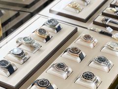 -万古奢侈品(上南春天苑店)