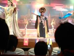 -金东尼人妖秀