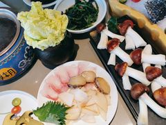 -享月汤皇·海鲜小火锅·聚会(曲江创意谷店)