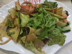 -宏姐串串香(宏伟路店)